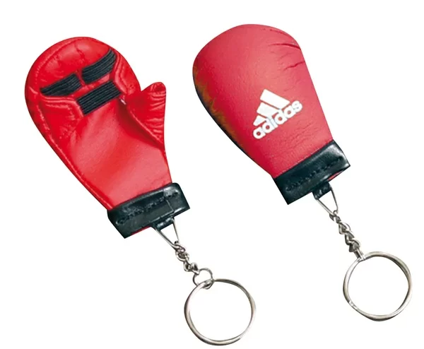 Фото Брелок Adidas Key Chain Mini Karate Glove красный adiACC010 со склада магазина СпортСЕ