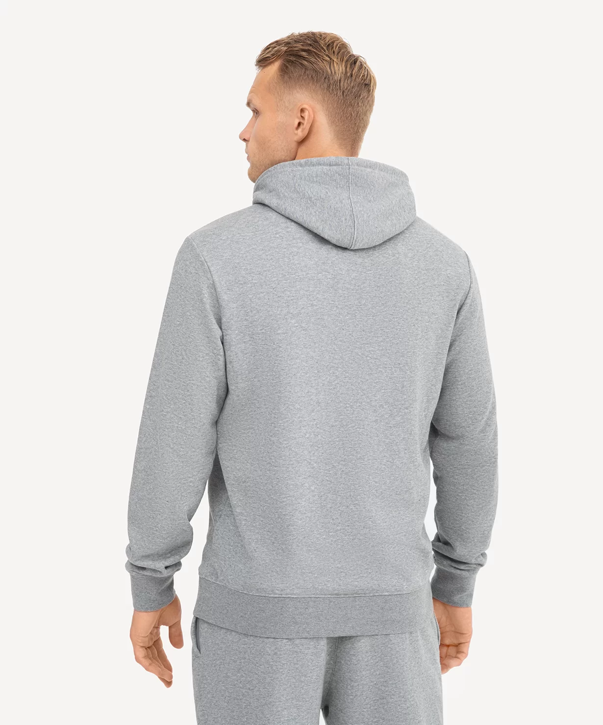 Фото Худи ESSENTIAL Cotton Hoodie, серый со склада магазина СпортСЕ