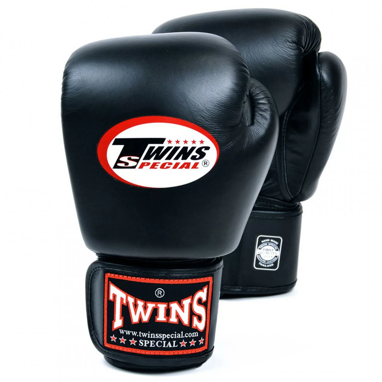 Фото BGVL-3 Перчатки боксерские TWINS для муай-тай (черные) 10 oz со склада магазина СпортСЕ
