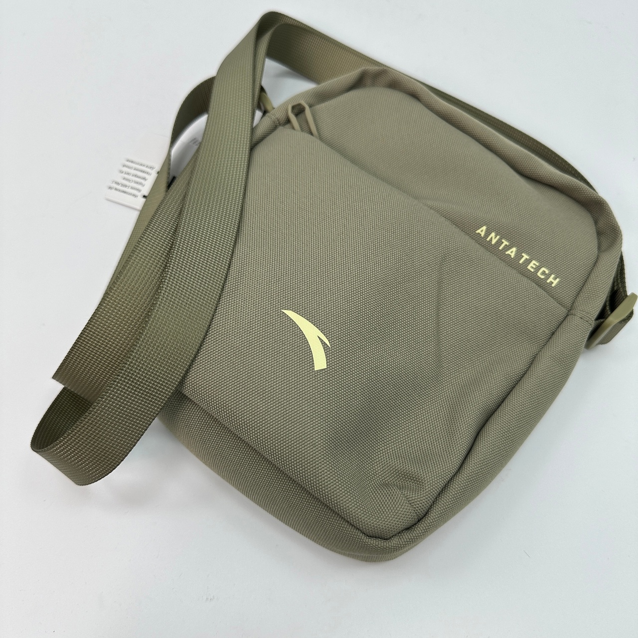  Сумка Anta через плечо 24*17*7 см зеленый (NS) по низким ценам в Томске и Северске