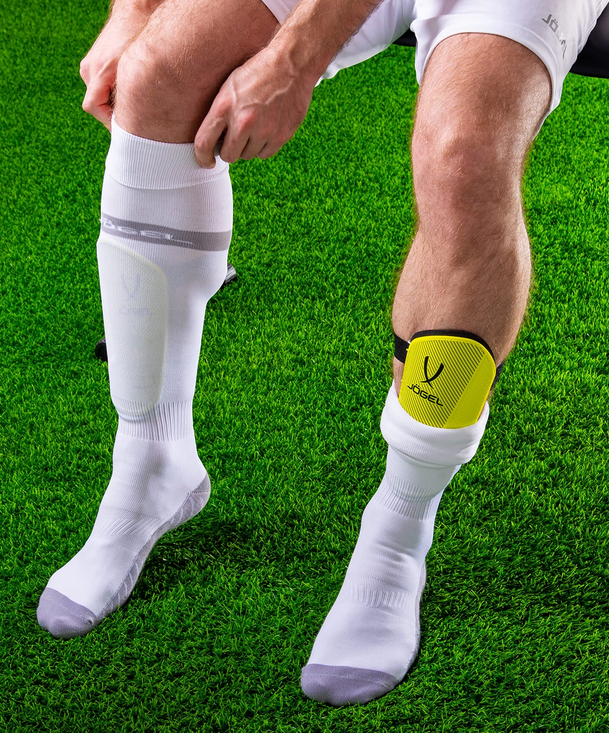  Щитки футбольные Jögel JA-201 ExoLight по низким ценам в Томске и Северске