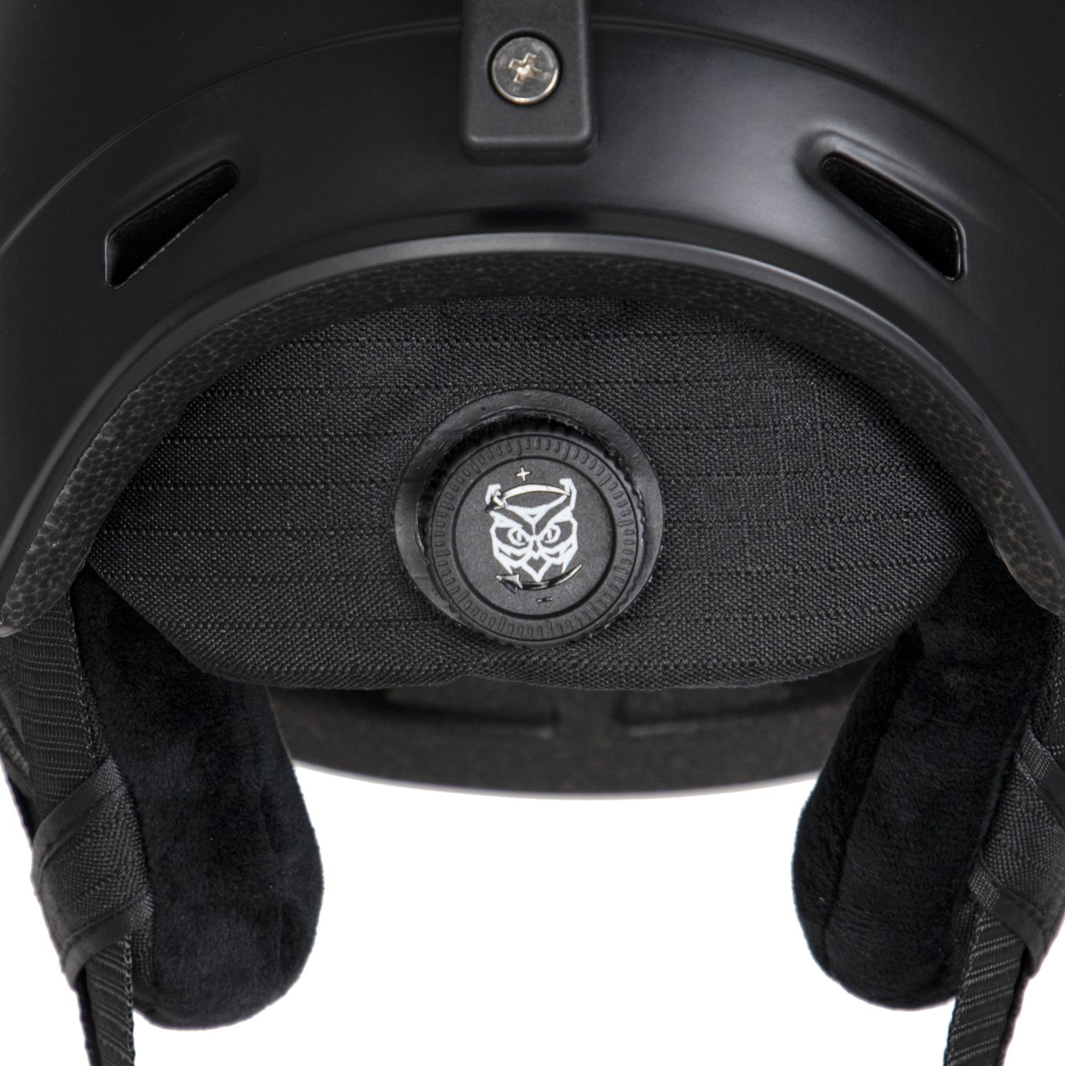 Шлем White Owl HK005 зимний 48-53 см черный W112785 Шлем White Owl HK005 зимний 48-53 см черный W112785 по низким ценам в Томске и Северске