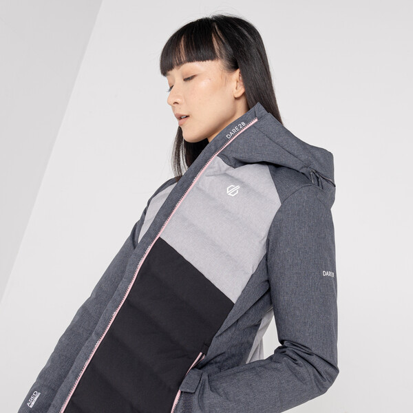 Куртка Coded Jacket (Цвет 96M, Серый) DWP507 Фото Куртка Coded Jacket (Цвет 96M, Серый) DWP507 со склада магазина СпортСЕ