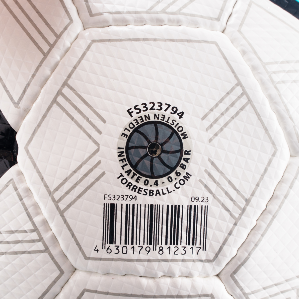  Мяч футзальный Torres Futsal Pro №4 32 п. EPU-Microf, 4 подкл сл, руч. сшив. бело-мультик FS323794 по низким ценам в Томске и Северске