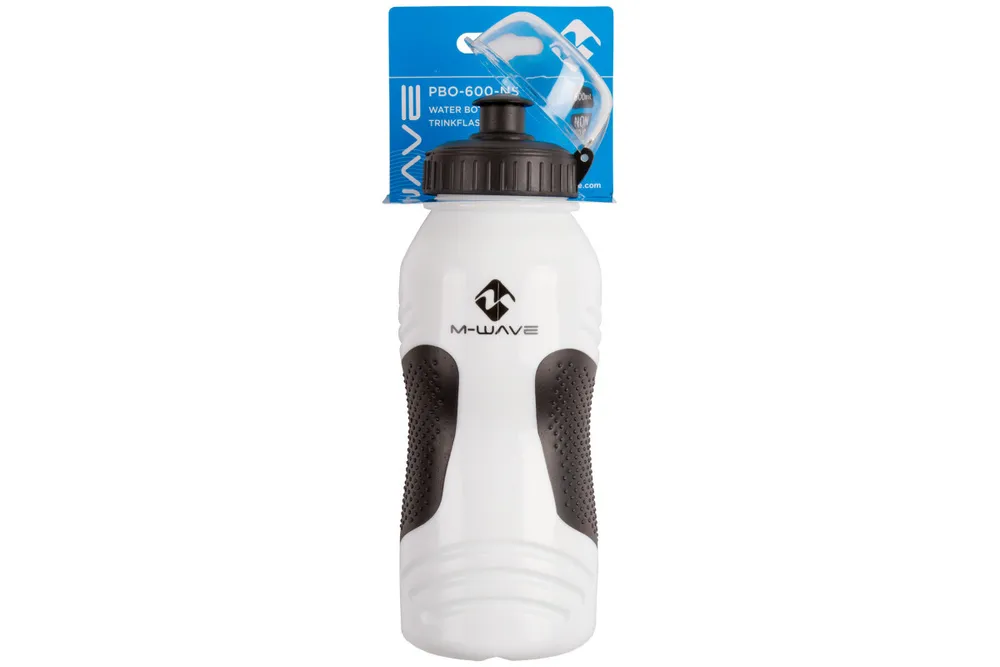 Фото Велофляга M-Wave пластиковая 0,6л с крышкой, бело-черная 5-340365 со склада магазина СпортСЕ