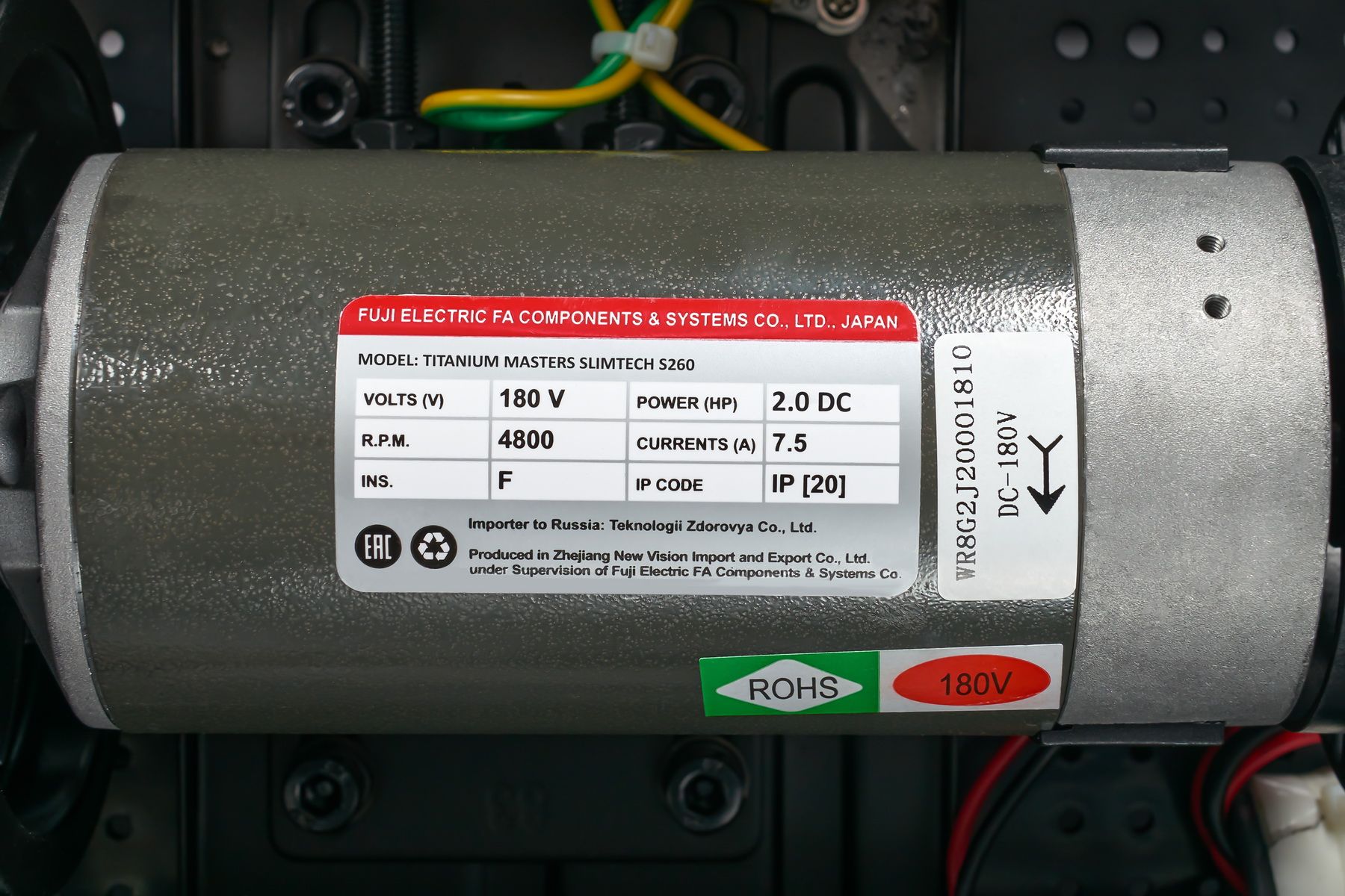  Беговая дорожка Titanium Masters Slimtech S260 по низким ценам в Томске и Северске