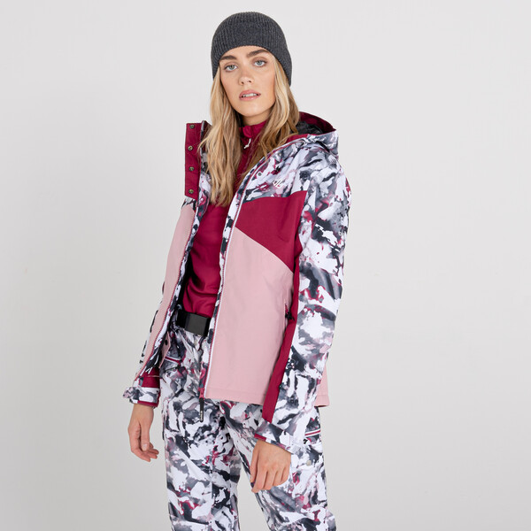 Куртка Determined Jacket (Цвет WPA, Розовый) DWP508 Фото Куртка Determined Jacket (Цвет WPA, Розовый) DWP508 со склада магазина СпортСЕ