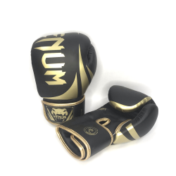 Перчатки боксерские Venum черно-золотой  кож/зам