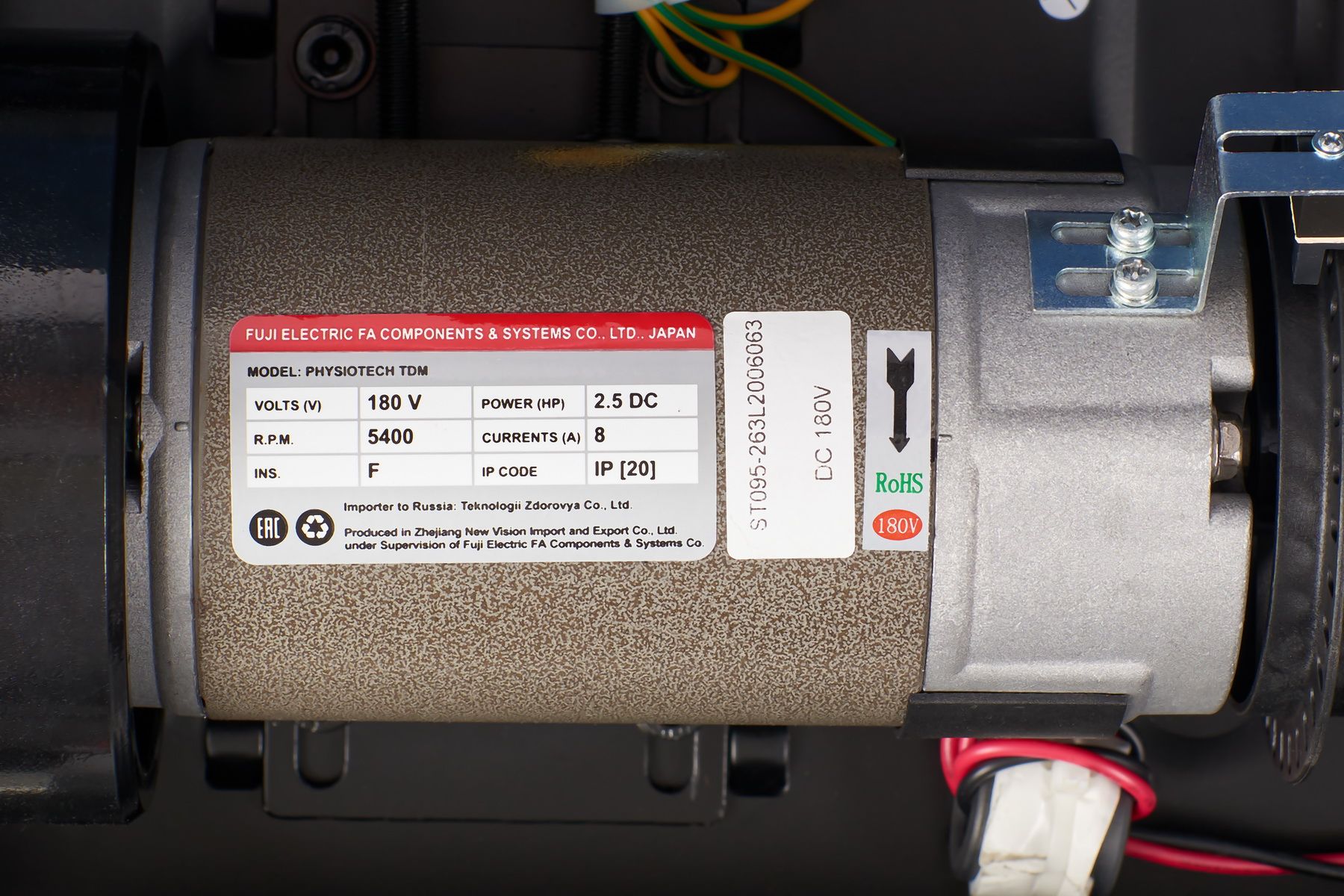  Беговая дорожка Titanium Masters Slimtech S50 по низким ценам в Томске и Северске