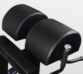 BRONZE GYM BR-1018 Скамья для ягодиц и бедер