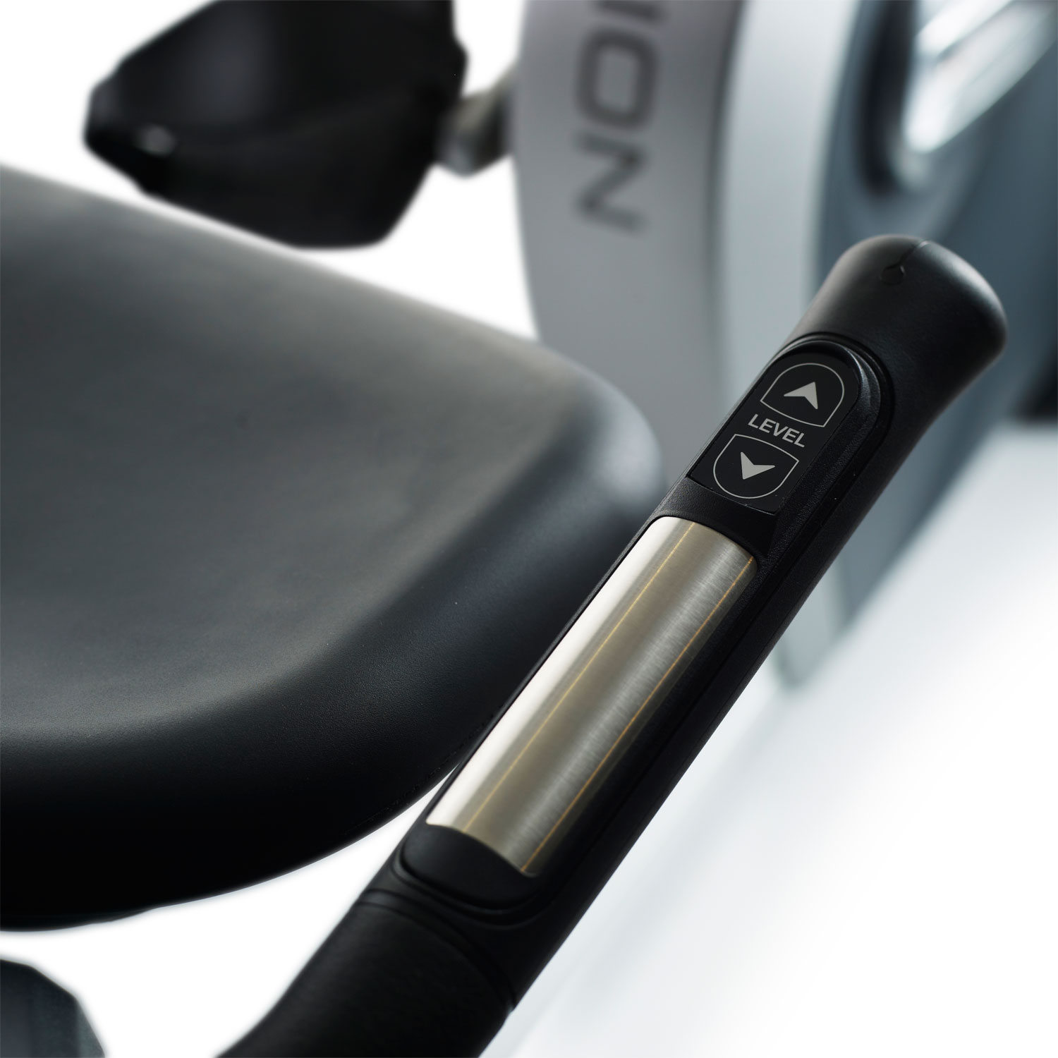  Велотренажер Freemotion r10.4 горизонт. FMEX82514 по низким ценам в Томске и Северске